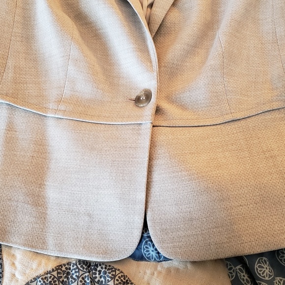 Talbots light gray blazer sz 16P - Picture 3 of 7